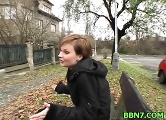 Queutard couche avec une inconnue bien salope