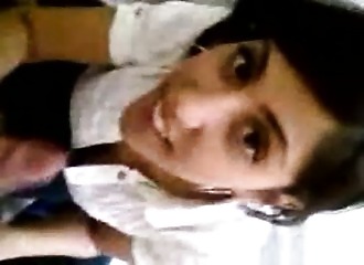 Sucette avec une belle turque salope