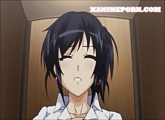Elle épanche ses désirs de cochonne de manga