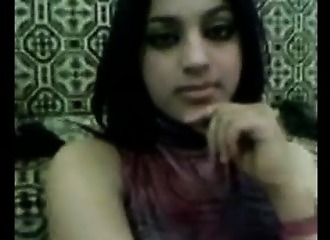 Des arabes sexy s'exhibent et niquent aussi